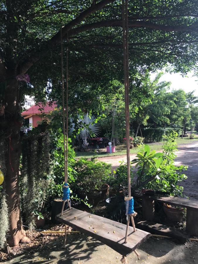 Baan Suan Sukjai Resort Chaiyaphum Exterior foto